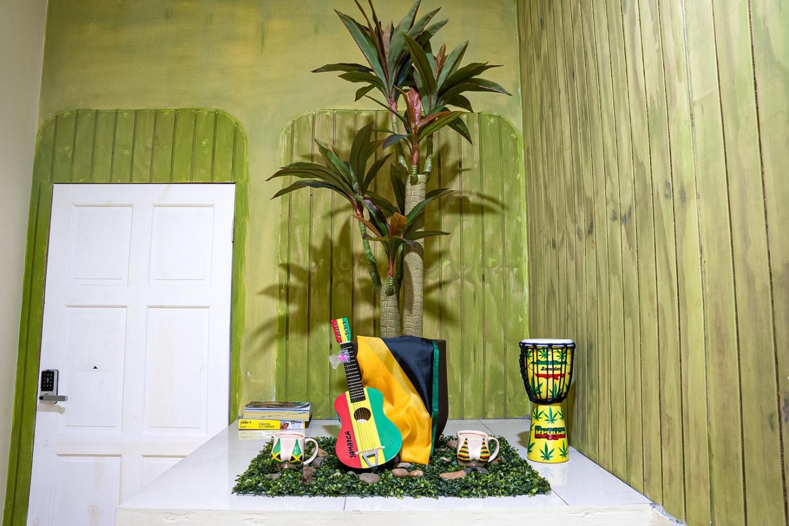 Incognito Reggae Rooms Kingston Exterior foto